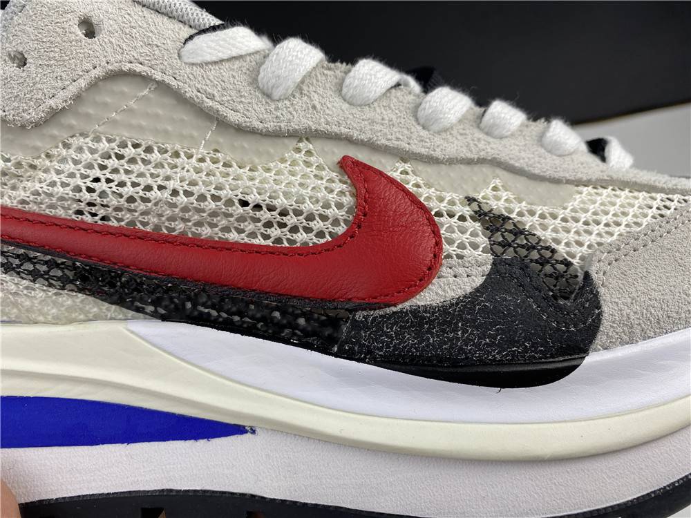 sacai x Nike VaporWaffle CV1363-100